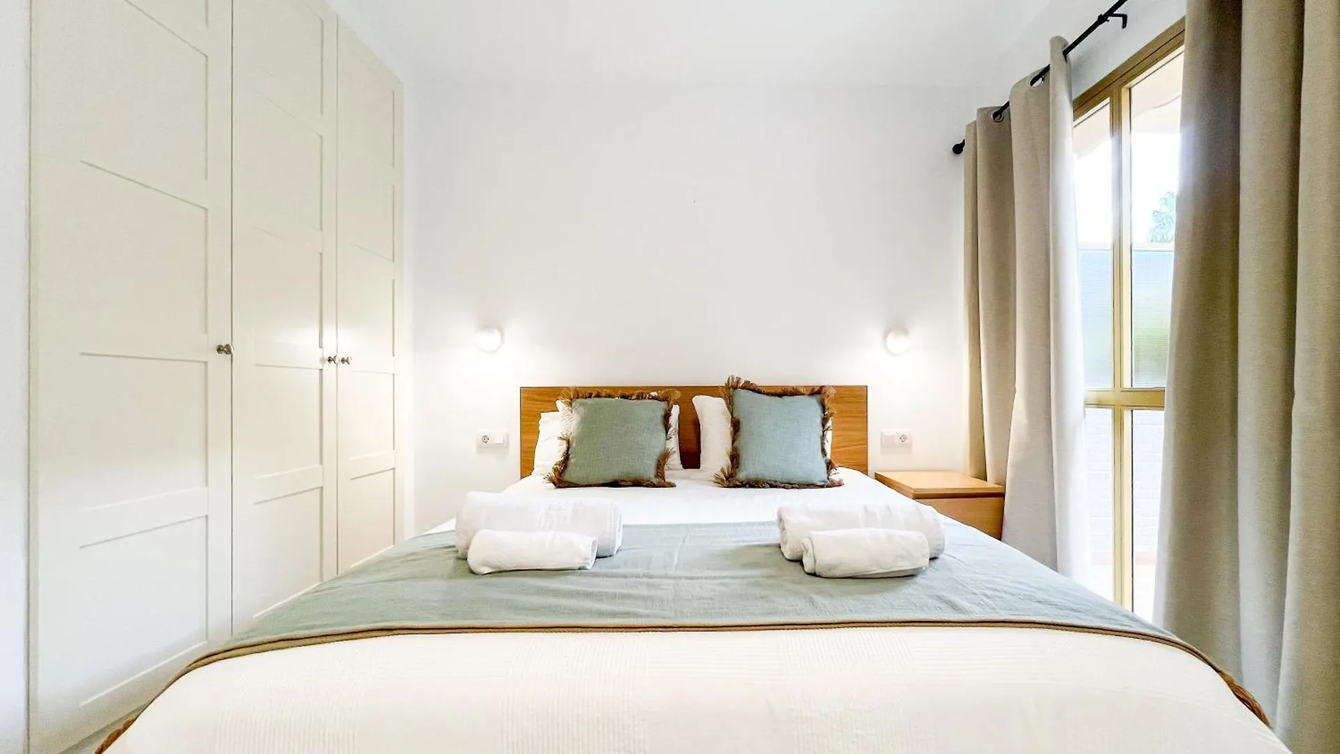 Apartment Oleholidays 201 Romana Playa Junto Al Mar Marbella