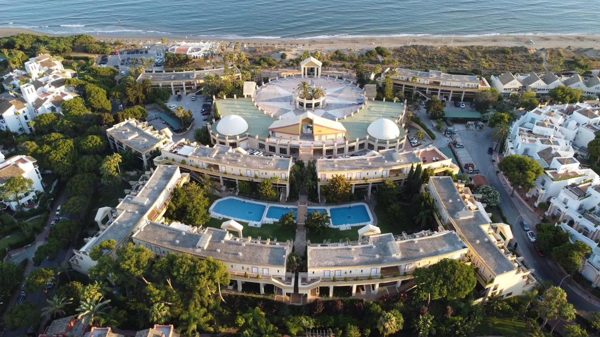 Oleholidays 201 Romana Playa Junto Al Mar Marbella 0*,  Spain