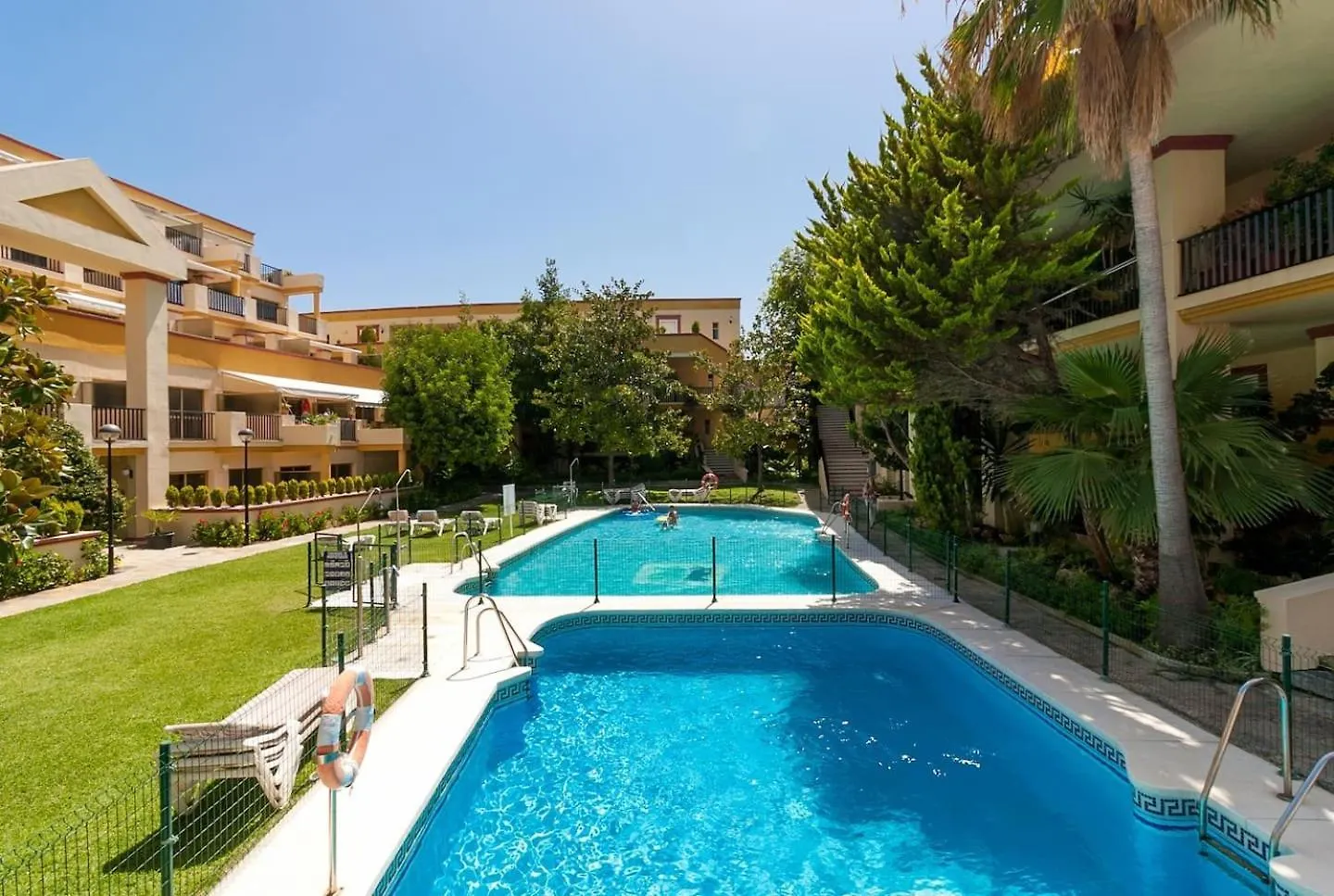 Apartment Oleholidays 201 Romana Playa Junto Al Mar Marbella